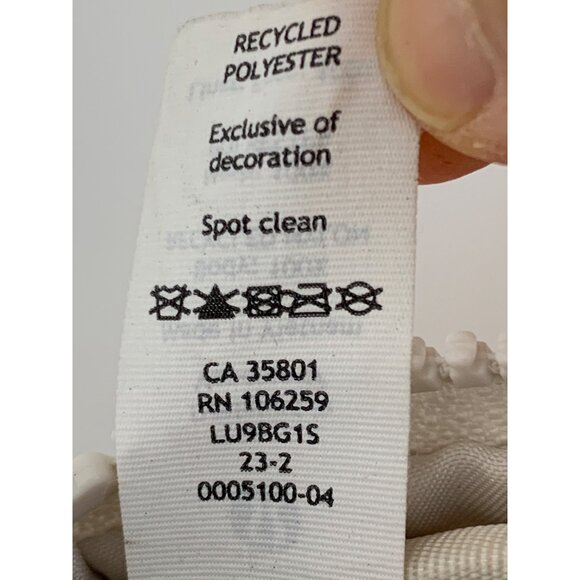 Lululemon Everywhere Beige White Belt Bag Zipper Mesh Pockets  7575 GUC - Picture 7 of 13